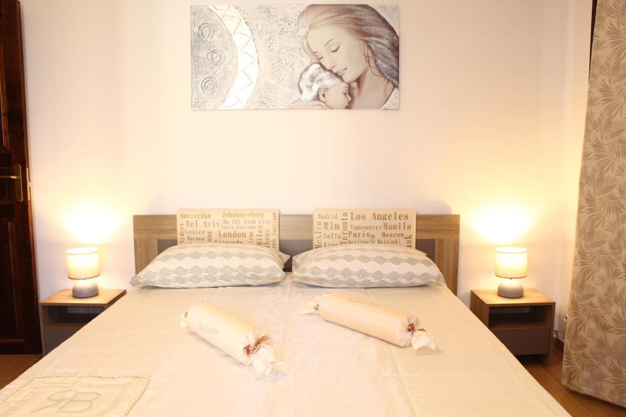 Villa Marchele 카리니 외부 사진